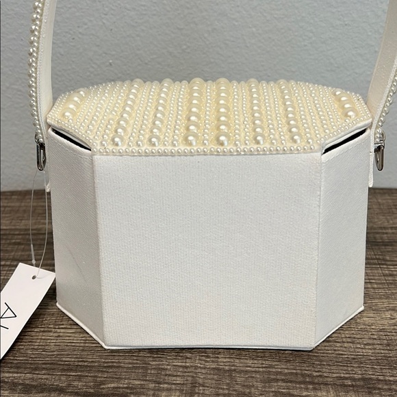 Alessia | Mini Structured Pearl Bag with Crossbody Strap - Picture 4 of 10